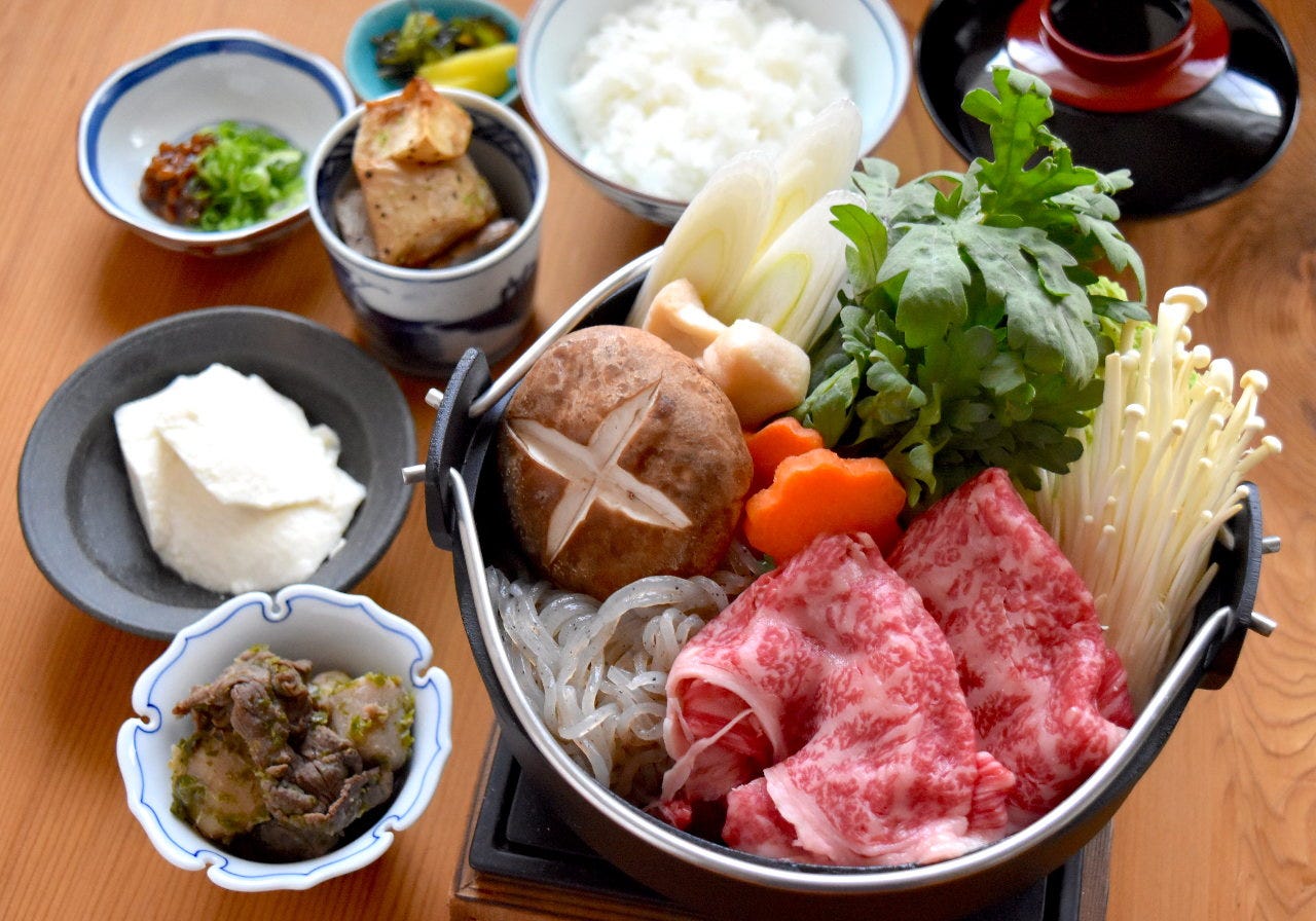 【SPランチ】香川県の銘柄牛、オリーブ牛のすき焼き膳（要予約）