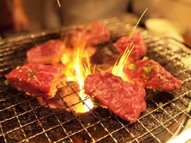 七輪焼肉 しぇいくはんず 那覇 焼肉 ぐるなび 七輪焼肉 しぇいくはんず 那覇 焼肉 ぐるなび