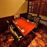 テーブル席個室（2～4名様×5部屋）