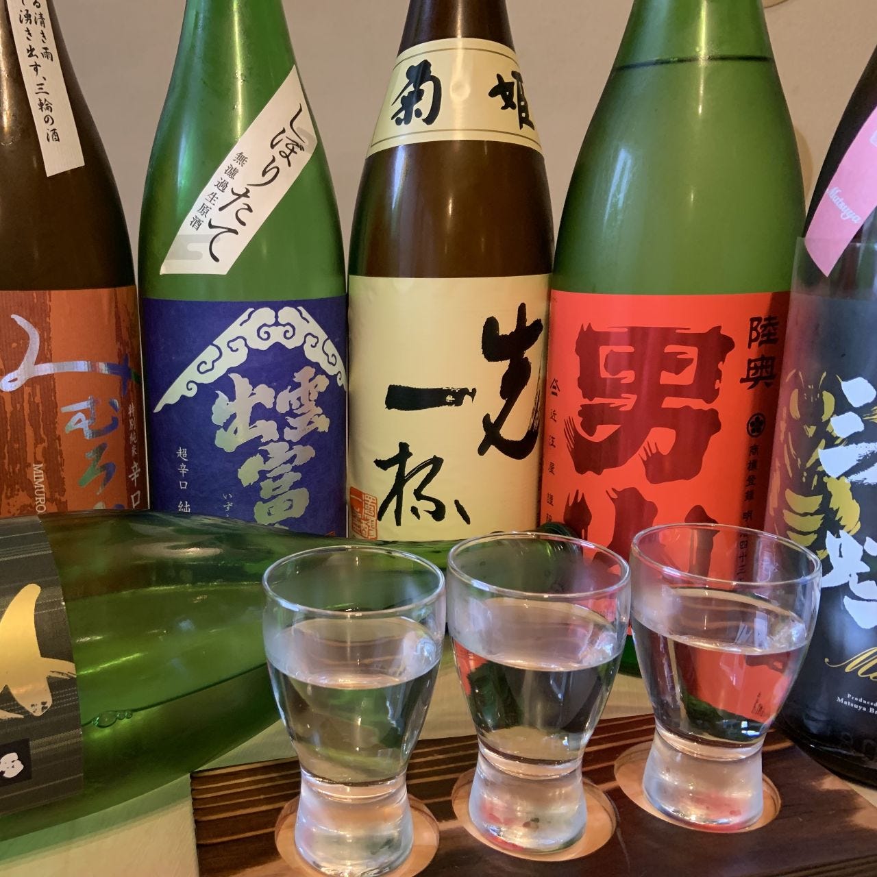 『選べる日本酒飲み比べセット！1500円』全国の日本酒を体験！