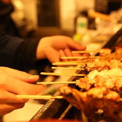 朝挽き鶏 炭火串焼き 牡丹