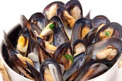 ムール貝の香草酒蒸し食べ放題コース 3時間飲み放題付 クーポンご利用で 女性 4000円 男性 4800円 の詳細 生ハム食べ放題 ワインバル Zaza 町田店 町田 ビストロ ぐるなび