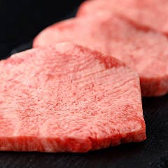 炭火焼肉いずみの 