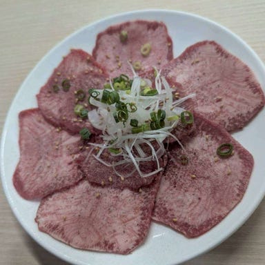 焼肉ハウス三宝_厚切タン焼
