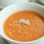 蟹味噌入りふかひれスープ