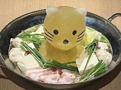 4人前のネコちゃんコラーゲン鍋は2日前までの事前予約