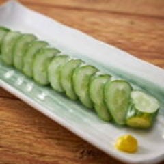 旨唐揚げと居酒メシ ミライザカ 府中並木通店_きゅうり一本漬け