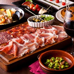 スパニッシュダイニング Rico　新宿本店