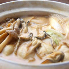 カキ味噌鍋（味噌バター風味）