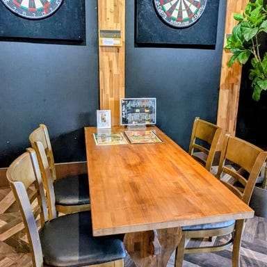 DINING BAR DOJO 吉成道場_テーブル席(1~2名様×2卓)