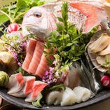 北海道産の質の良い魚介を目利きが市場で厳選！