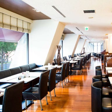 ホテル日航大阪 カフェレストラン セリーナ  店内の画像