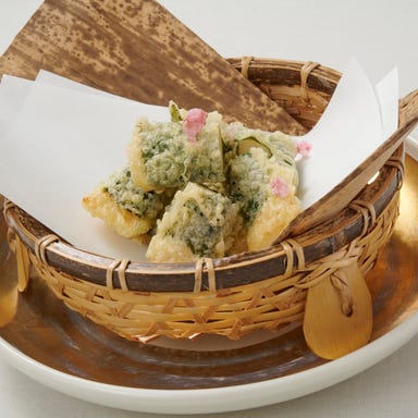 Japanese Restaurant KINZA_筍の桜香り揚げ