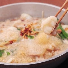 活イカともつ鍋 芋 中洲店 