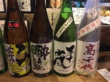 稀少な銘柄日本酒を品揃え！