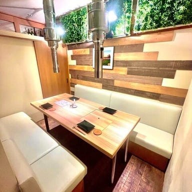 ジンギスカンYOSHIHIKO 麻布十番店_待や会食に最適な完全個室を完備