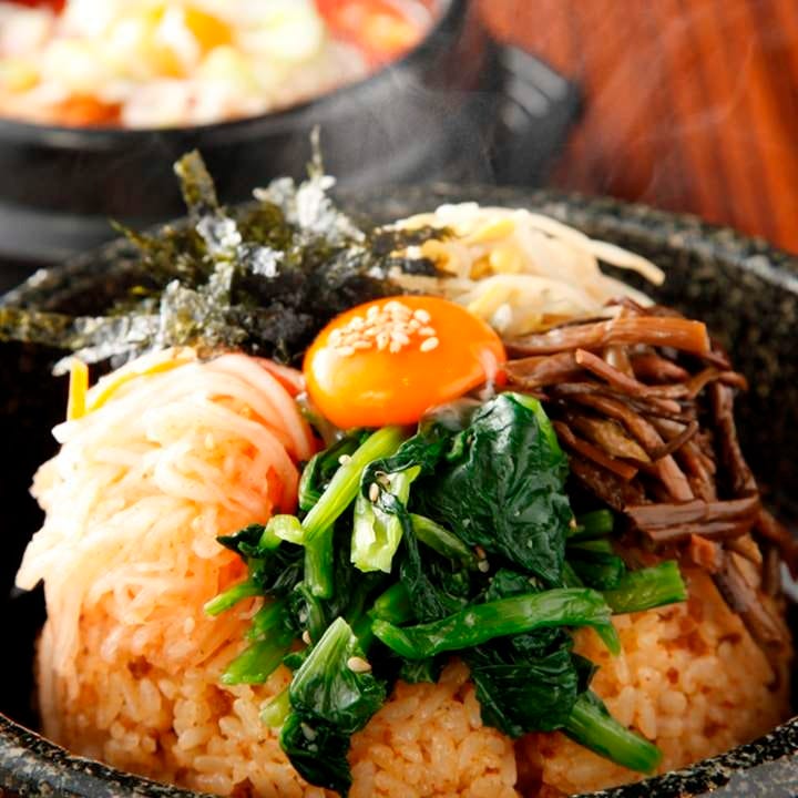 恵比寿の韓国料理店、Kollaboのビビンパ