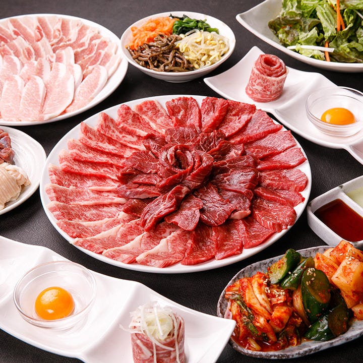 『肉の街 上野本店』の焼肉食べ放題