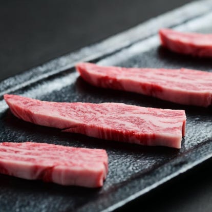 ゆったり個室 名古屋 丸の内 市役所の焼肉でおすすめ 人気の完全個室 ソファー席など ぐるなび