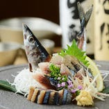 秋刀魚のお造り　※系列店舗のお料理です。