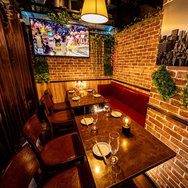 シュラスコ食べ放題 ミートガーデン 新宿店_落ち着いた時間を過ごせるソファ半個室