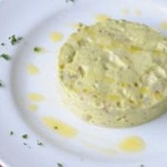 エビとアボガドのタルタル♪ 絶対に美味しいです（笑）