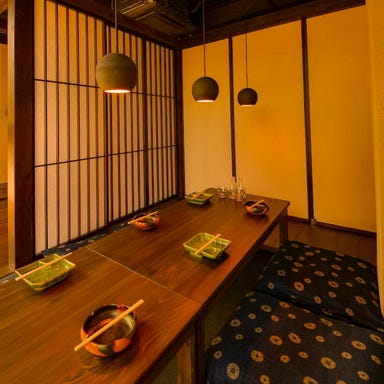 三陸海鮮と宮城の地酒 個室×花京院へそのを 店内の画像