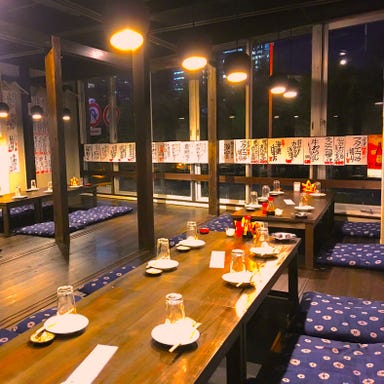 三陸海鮮と宮城の地酒 個室×花京院へそのを 店内の画像