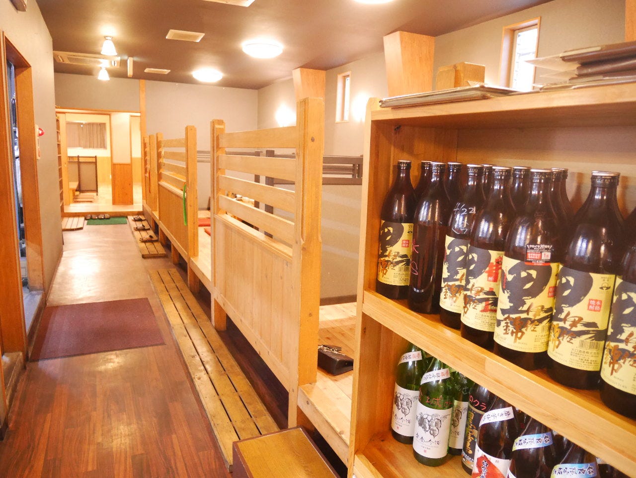 焼鳥 旬彩厨房わび助 わびすけ 姶良店 店内 ぐるなび