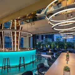 スラッシュカフェアンドバー 川崎 (slash cafe & bar 川崎)