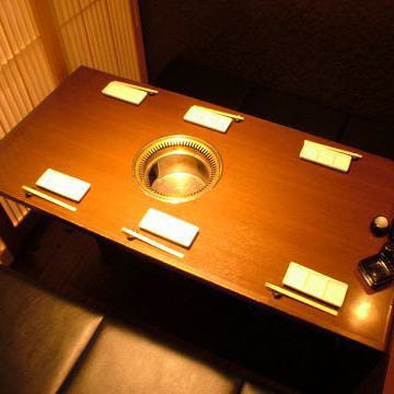 ぴこぴこ精肉店 瓦町_全席プライベート空間！テーブル個室、掘りごたつ個室を完備