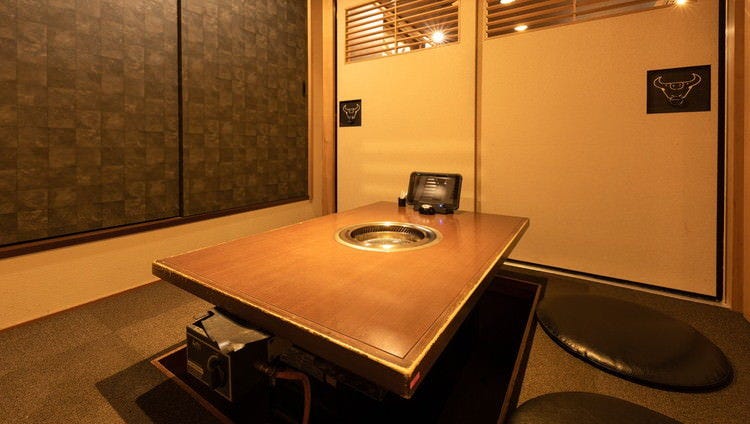 ぴこぴこ精肉店 瓦町_【完全個室】掘りごたつ席個室（4名様×2部屋）接待や記念日にもおすすめ