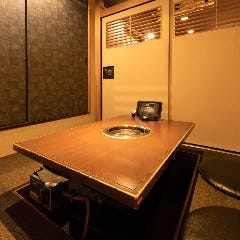 ぴこぴこ精肉店 瓦町_