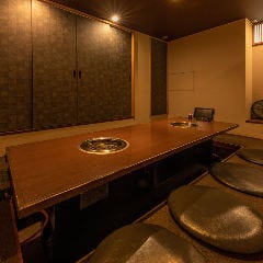 ぴこぴこ精肉店 瓦町_