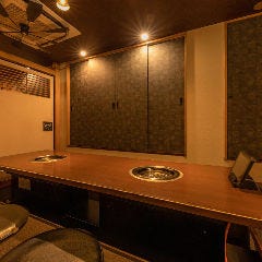 ぴこぴこ精肉店 瓦町_