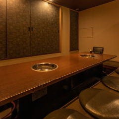 ぴこぴこ精肉店 瓦町_【完全個室】掘りごたつ席個室（8名様×2部屋）ご宴会にぴったり
