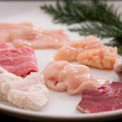 ぴこぴこ精肉店 瓦町_ホルモンの盛り合わせ