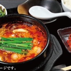 ぴこぴこ精肉店 瓦町_ホルモンチゲ定食