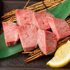ぴこぴこ精肉店 瓦町_A4ランク以上の宮崎牛を一等買い！希少部位も多彩にご用意