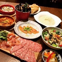 Dining＆Cocktail LUCKY STAR BAR