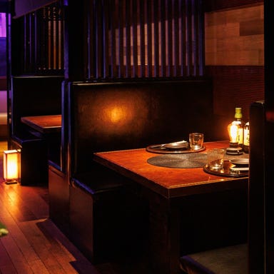 完全個室居酒屋 150品食べ飲み放題 やまと屋 上野本店_上質な時間を洗練されたモダン空間で