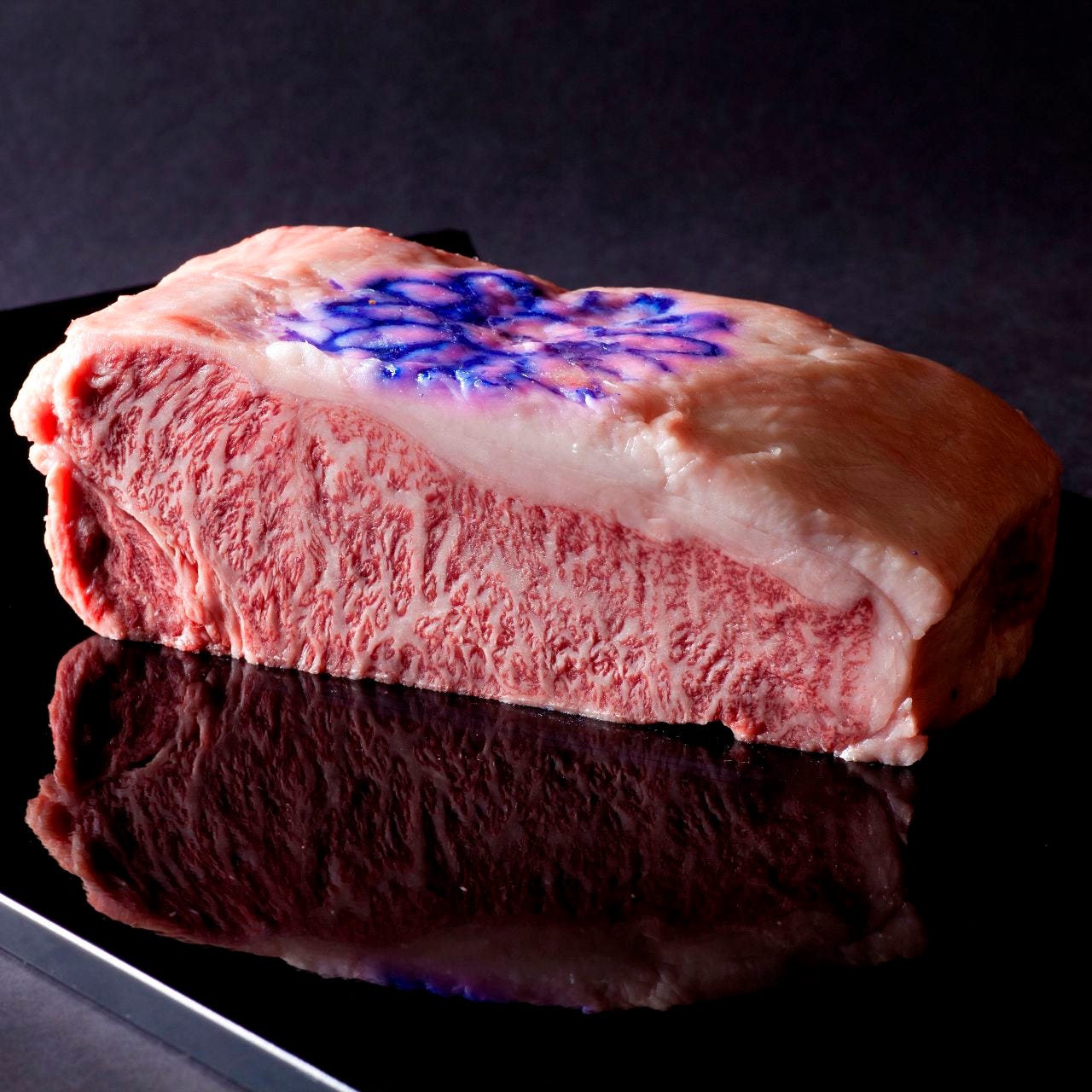 世界中のグルメを魅了する牛肉の芸術品“神戸ビーフ”
