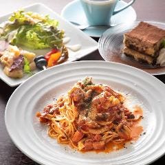 飲み放題付ランチコースあり！リーズナブルに昼飲みも◎