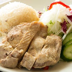 ●海南鶏飯（ハイナンシーファン）