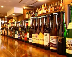 世界のビールが４０種類以上！　
～種類も増やしております～