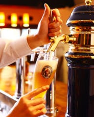 ドラフトビールを 常時8種類ご用意しております。