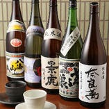 【厳選銘酒】
全国の蔵元より厳選した日本酒は常時15種程