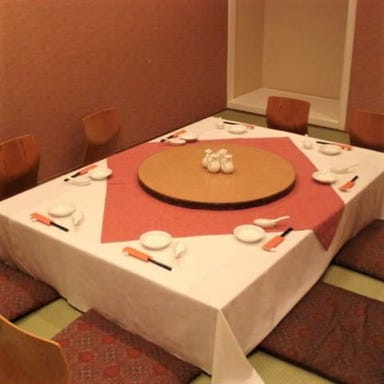 鳥取ワシントンホテルプラザ チャイナテーブル 店内の画像