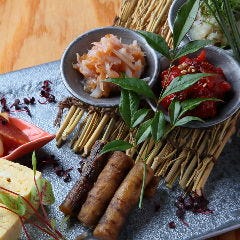 八寸小盛り～酒の肴お任せ盛り合わせ～