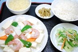豆腐の海鮮入り中国風煮定食